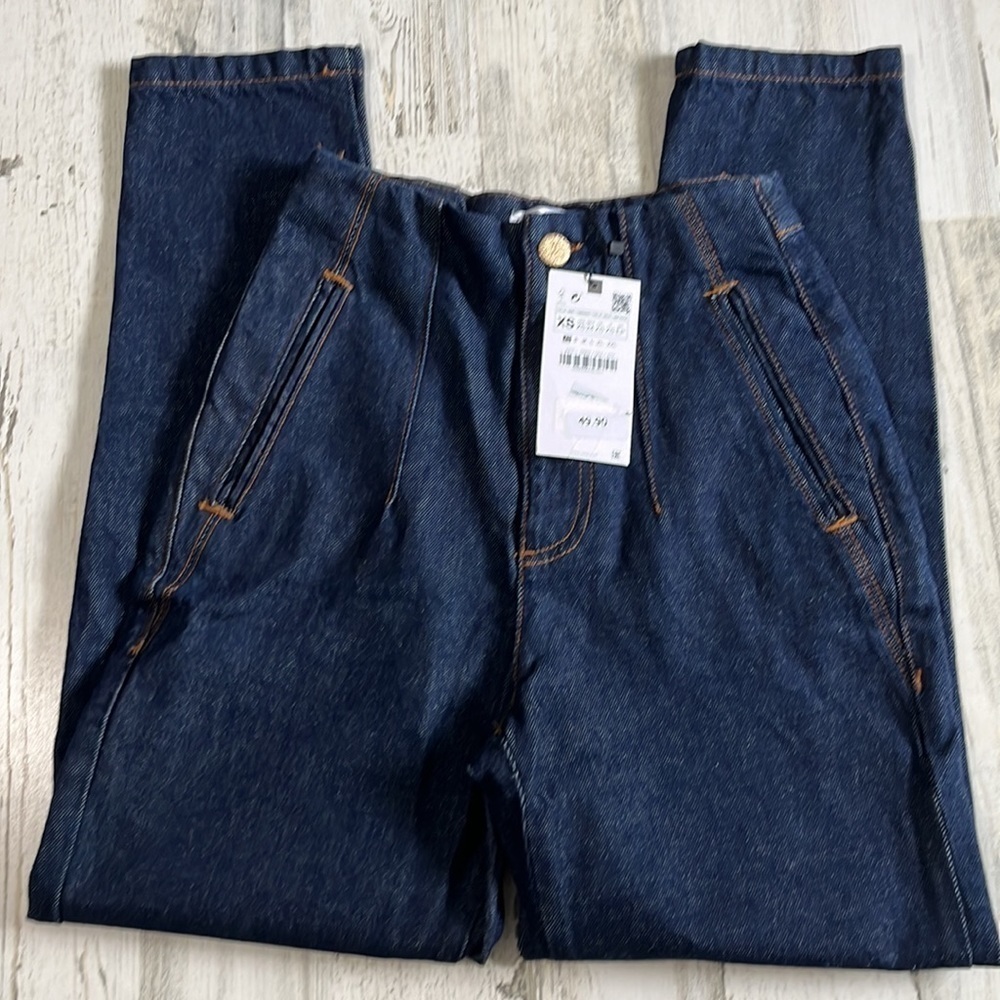 Zara Jeans Size XS.  NWT